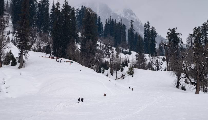 Snowy Himachal Getaway